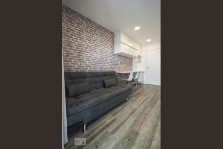 Sala de kitnet/studio para alugar com 1 quarto, 33m² em Chácara Santo Antônio (zona Sul), São Paulo