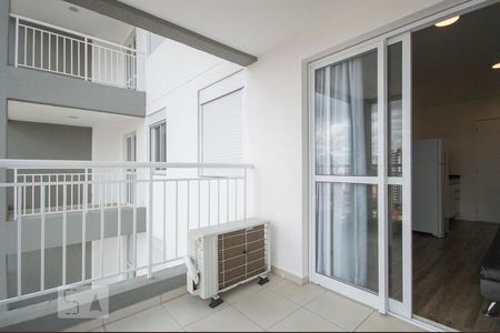 Studio para alugar com 33m², 1 quarto e 1 vaga Studio para alugar com 33m², 1 quarto e 1 vagaSacada