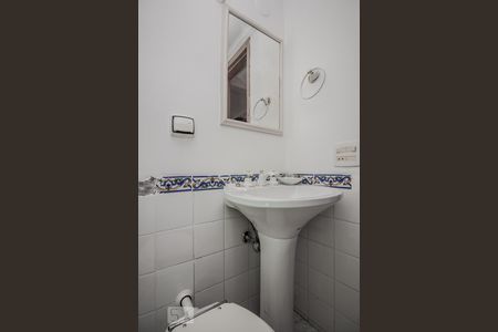 Banheiro de apartamento para alugar com 1 quarto, 69m² em Vila Suzana, São Paulo