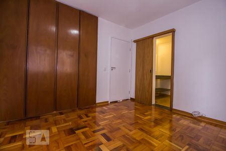 Apartamento para alugar com 72m², 2 quartos e sem vagaQuarto suite