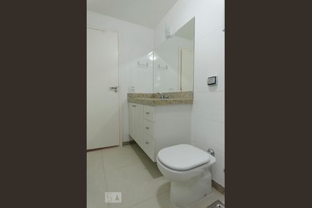 BANHEIRO DA SUITE de apartamento para alugar com 4 quartos, 165m² em Lagoa, Rio de Janeiro
