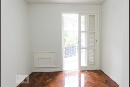 Apartamento à venda com 165m², 4 quartos e 2 vagasTERCEIRO  QUARTO