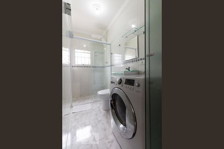 Banheiro e Área de Serviço de kitnet/studio para alugar com 1 quarto, 30m² em Jabaquara, São Paulo