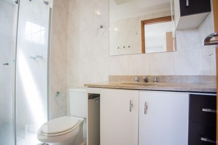 Apartamento à venda com 80m², 2 quartos e 1 vaga Apartamento à venda com 80m², 2 quartos e 1 vagaBanheiro Suíte