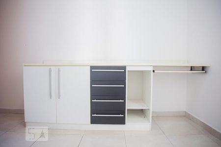 Apartamento à venda com 80m², 2 quartos e 1 vaga Apartamento à venda com 80m², 2 quartos e 1 vagaQuarto