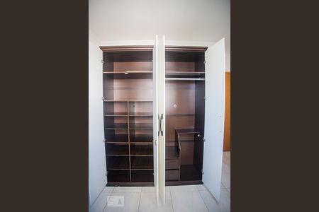 Apartamento à venda com 80m², 2 quartos e 1 vaga Apartamento à venda com 80m², 2 quartos e 1 vagaQuarto