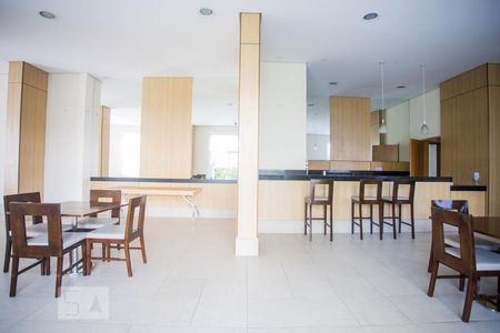 Apartamento à venda com 80m², 2 quartos e 1 vaga Apartamento à venda com 80m², 2 quartos e 1 vagaSalão de Festas