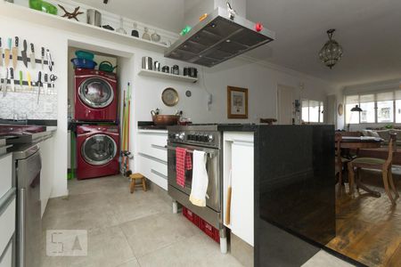 Apartamento à venda com 127m², 3 quartos e 2 vagasCozinha