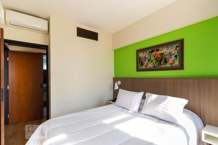 Quarto da suíte de apartamento à venda com 1 quarto, 47m² em Centro, Campinas