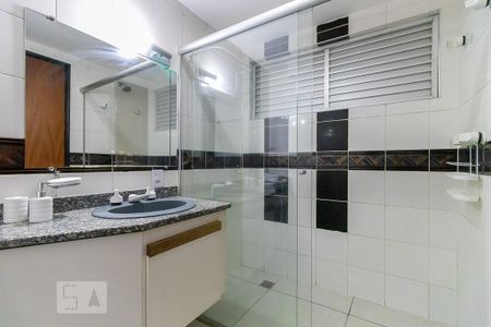 Apartamento à venda com 47m², 1 quarto e 1 vagaBanheiro da suíte