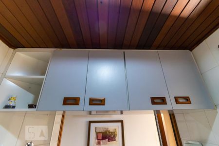 Apartamento à venda com 47m², 1 quarto e 1 vagaCozinha - Armários