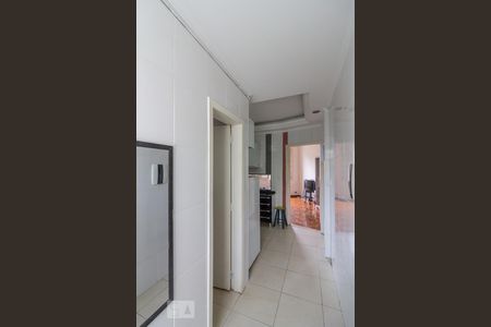 Corredor de entrada de kitnet/studio para alugar com 1 quarto, 35m² em Centro, São Paulo