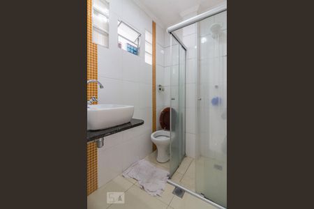 Banheiro de kitnet/studio para alugar com 1 quarto, 35m² em Centro, São Paulo