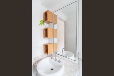 Apartamento à venda com 118m², 3 quartos e 3 vagasBanheiro da Suíte 2