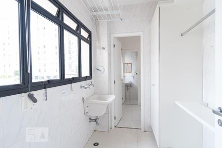 Apartamento à venda com 118m², 3 quartos e 3 vagasLavanderia