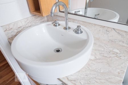 Apartamento à venda com 118m², 3 quartos e 3 vagasBanheiro da Suíte 2