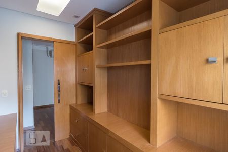 Apartamento à venda com 118m², 3 quartos e 3 vagasQuarto 4