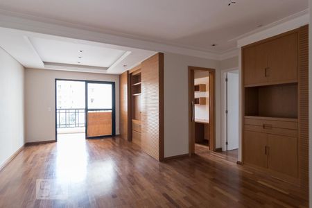 Sala de apartamento para alugar com 3 quartos, 118m² em Saúde, São Paulo