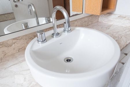 Apartamento à venda com 118m², 3 quartos e 3 vagasBanheiro da Suíte 1