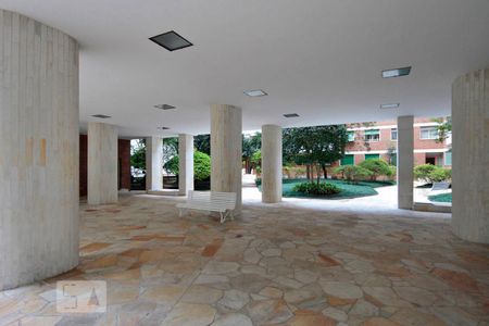 Apartamento à venda com 120m², 2 quartos e 1 vagaÁrea Comum