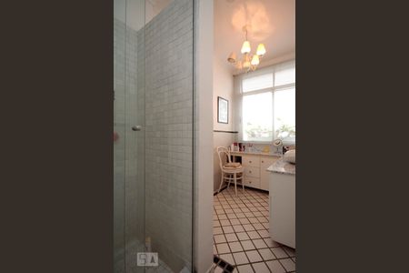 Banheiro de apartamento à venda com 2 quartos, 120m² em Santa Cecilia, São Paulo