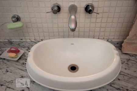 Apartamento à venda com 120m², 2 quartos e 1 vagaBanheiro