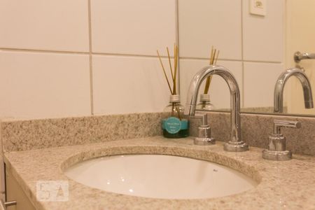 Banheiro de kitnet/studio à venda com 1 quarto, 27m² em Jardim Paulista, São Paulo
