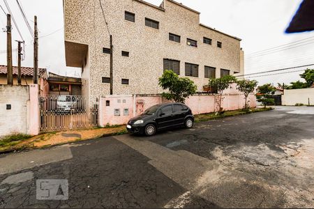 Casa à venda com 90m², 2 quartos e 1 vaga Casa à venda com 90m², 2 quartos e 1 vagaFachada