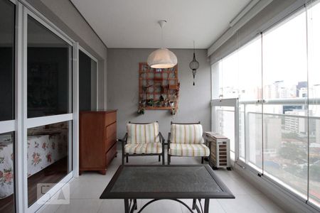 Varanda de kitnet/studio à venda com 1 quarto, 40m² em Bela Vista, São Paulo