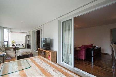 Varanda Gourmet de apartamento à venda com 4 quartos, 216m² em Parque Colonial, São Paulo