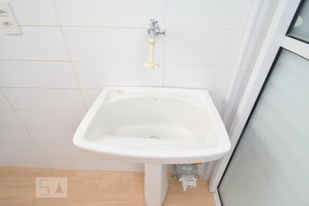 Apartamento para alugar com 77m², 3 quartos e 2 vagas Apartamento para alugar com 77m², 3 quartos e 2 vagasÁrea de serviço