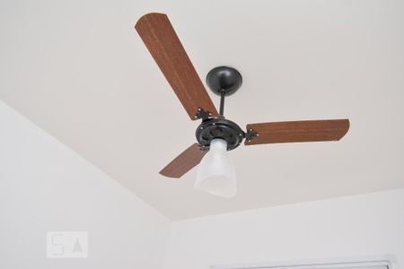 Quarto de apartamento para alugar com 3 quartos, 77m² em Jardim Flor da Montanha, Guarulhos
