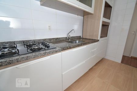 Cozinha de apartamento para alugar com 3 quartos, 77m² em Jardim Flor da Montanha, Guarulhos