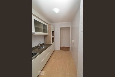 Apartamento para alugar com 77m², 3 quartos e 2 vagas Apartamento para alugar com 77m², 3 quartos e 2 vagasCozinha