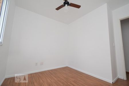 Apartamento para alugar com 77m², 3 quartos e 2 vagas Apartamento para alugar com 77m², 3 quartos e 2 vagasQuarto