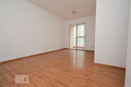 Sala de apartamento para alugar com 3 quartos, 77m² em Jardim Flor da Montanha, Guarulhos