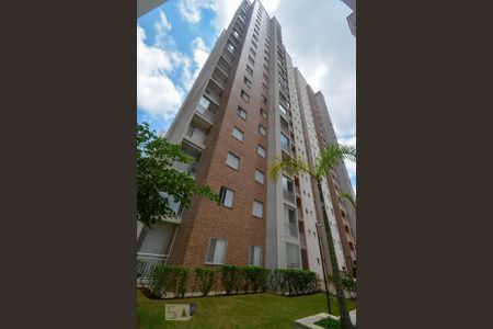 Apartamento para alugar com 77m², 3 quartos e 2 vagas Apartamento para alugar com 77m², 3 quartos e 2 vagasFachada