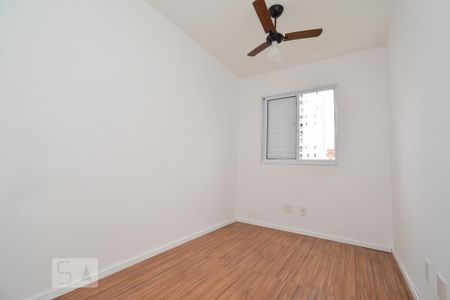 Quarto de apartamento para alugar com 3 quartos, 77m² em Jardim Flor da Montanha, Guarulhos