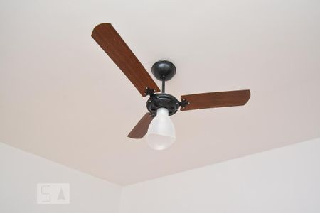 Apartamento para alugar com 77m², 3 quartos e 2 vagas Apartamento para alugar com 77m², 3 quartos e 2 vagasQuarto