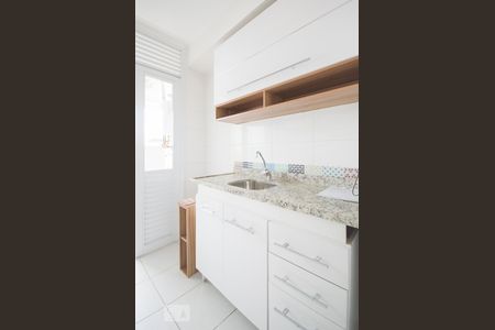 Cozinha de apartamento para alugar com 1 quarto, 45m² em Santo Amaro, São Paulo