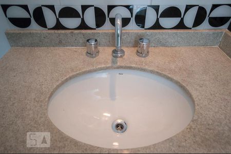 Apartamento para alugar com 45m², 1 quarto e 1 vaga Apartamento para alugar com 45m², 1 quarto e 1 vagaBanheiro