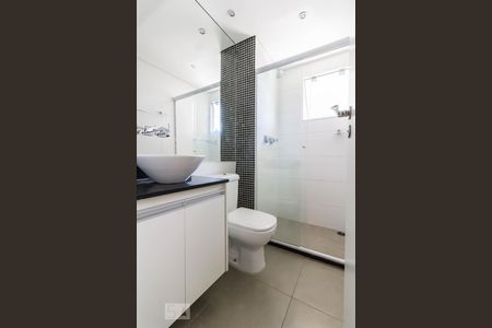 Banheiro de kitnet/studio à venda com 1 quarto, 37m² em Vila Augusta, Guarulhos