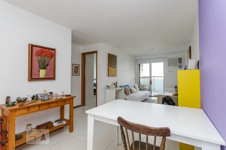 SALA de apartamento à venda com 1 quarto, 60m² em Barra da Tijuca, Rio de Janeiro