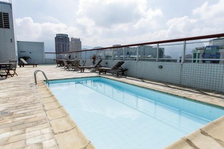 Apartamento à venda com 60m², 1 quarto e 2 vagasPISCINA