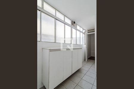 Apartamento à venda com 99m², 3 quartos e 1 vaga Apartamento à venda com 99m², 3 quartos e 1 vagaÁrea de serviço