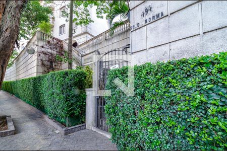 Apartamento à venda com 99m², 3 quartos e 1 vaga Apartamento à venda com 99m², 3 quartos e 1 vagaFachada