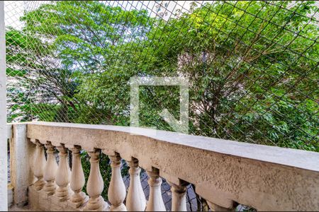 Apartamento à venda com 99m², 3 quartos e 1 vaga Apartamento à venda com 99m², 3 quartos e 1 vagaVaranda