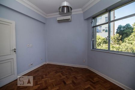 Quarto 2 de apartamento para alugar com 3 quartos, 100m² em Laranjeiras, Rio de Janeiro
