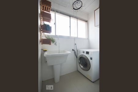 Área Serviço de apartamento à venda com 2 quartos, 63m² em Jardim Petrópolis, São Paulo