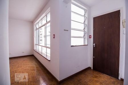 Apartamento à venda com 75m², 2 quartos e 1 vagaEntre Sala